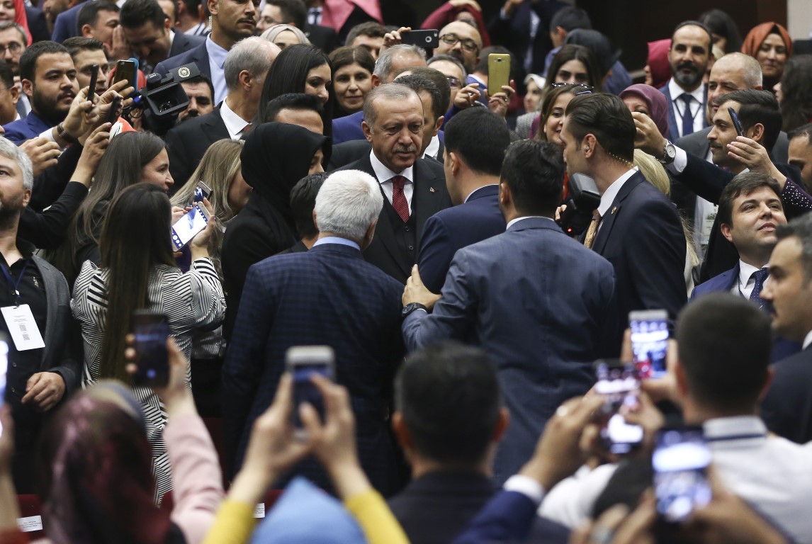 AK Parti büyük değişime hazırlanıyor! İşte Erdoğan’ın önündeki rapor...