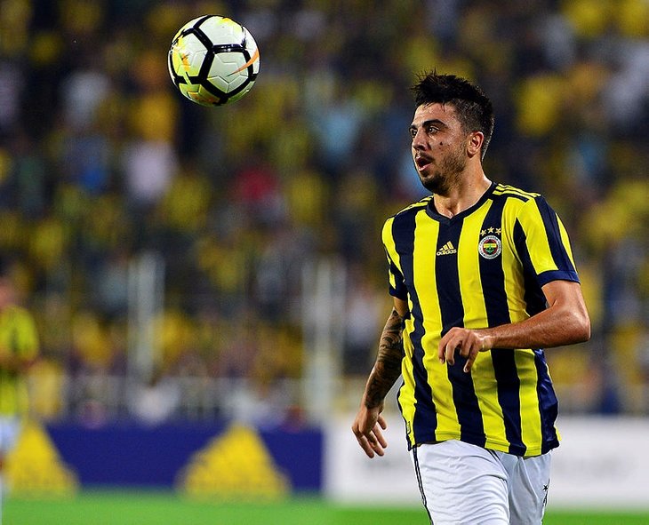 Fenerbahçe ile Galatasaray’dan dev transfer savaşı!