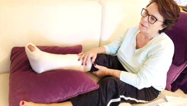 Hülya Koçyiğit’ten kötü haber!