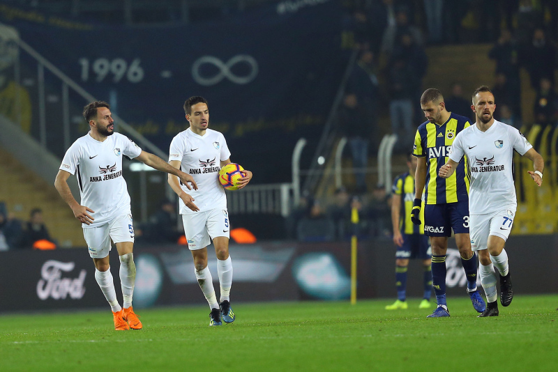 Ahmet Çakar’dan Fenerbahçe’ye küme uyarısı