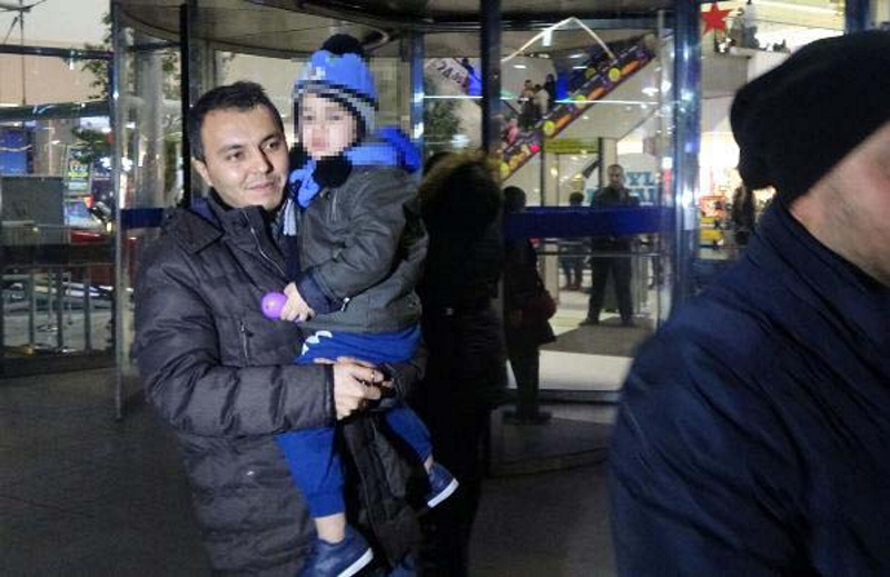 Bursa’da 3 yaşındaki oğlunu AVM’de terk eden anne bulundu