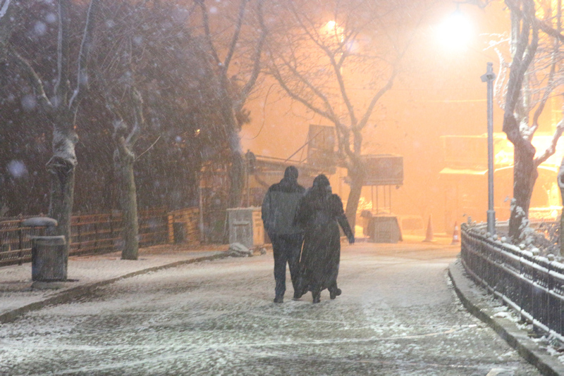 Meteoroloji’den son dakika hava durumu uyarısı! İstanbul’da kar yağışı etkili oluyor | 7 Ocak 2019 hava durumu