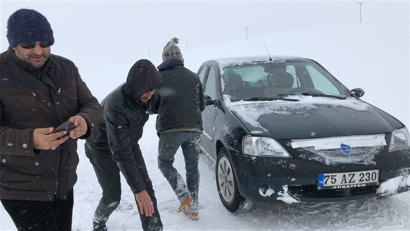 Tipiye yakalananlar yollarda mahsur kaldı