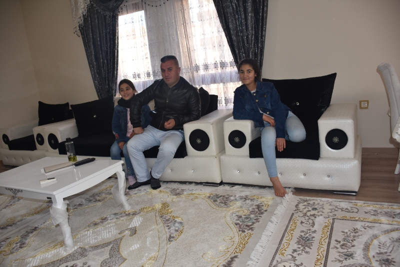 Cizre’de terör mağdurları yeni evlerine kavuştu