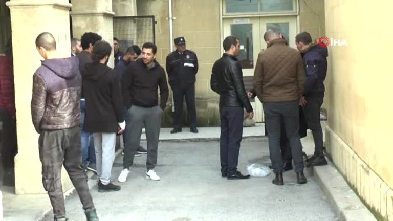 Girne’de platonik sapık yakalandı: Eve gizlice girip çamaşırlarını koklamış