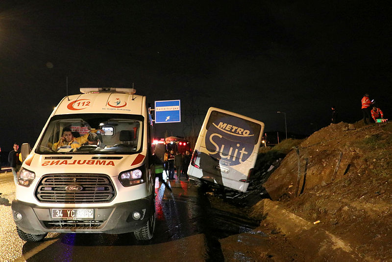 İstanbul’da yolcu otobüsü kazası: 2 ölü, 21 yaralı