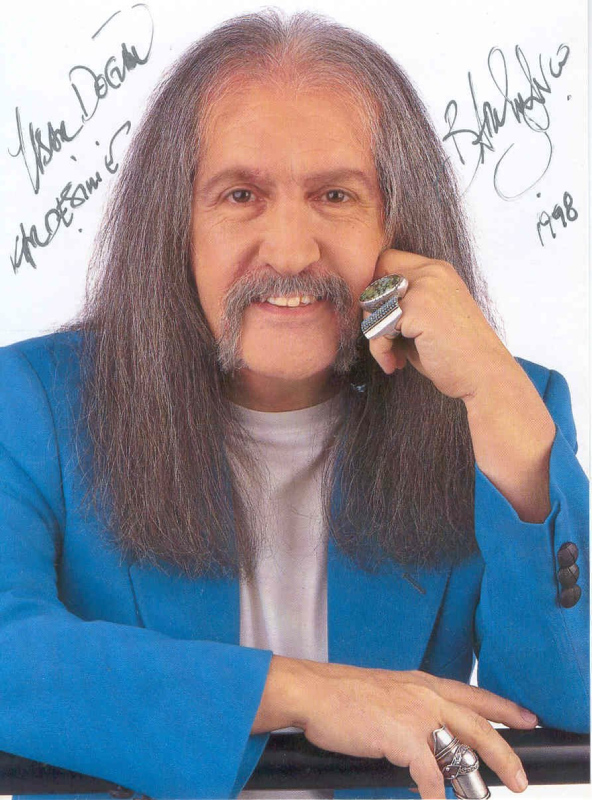 Modern zamanların ozanı: Barış Manço