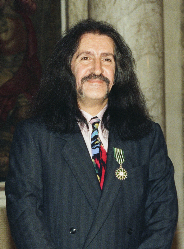 Modern zamanların ozanı: Barış Manço