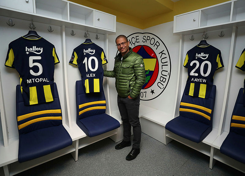 Fenerbahçe Başkanı Ali Koç’tan Alex de Souza’ya müthiş teklif!