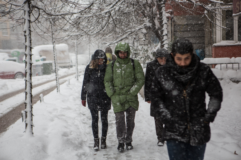 Meteoroloji’den son dakika hava durumu uyarısı! Donacağız! İstanbul’da yağış başladı | 23 Şubat 2019 hava durumu