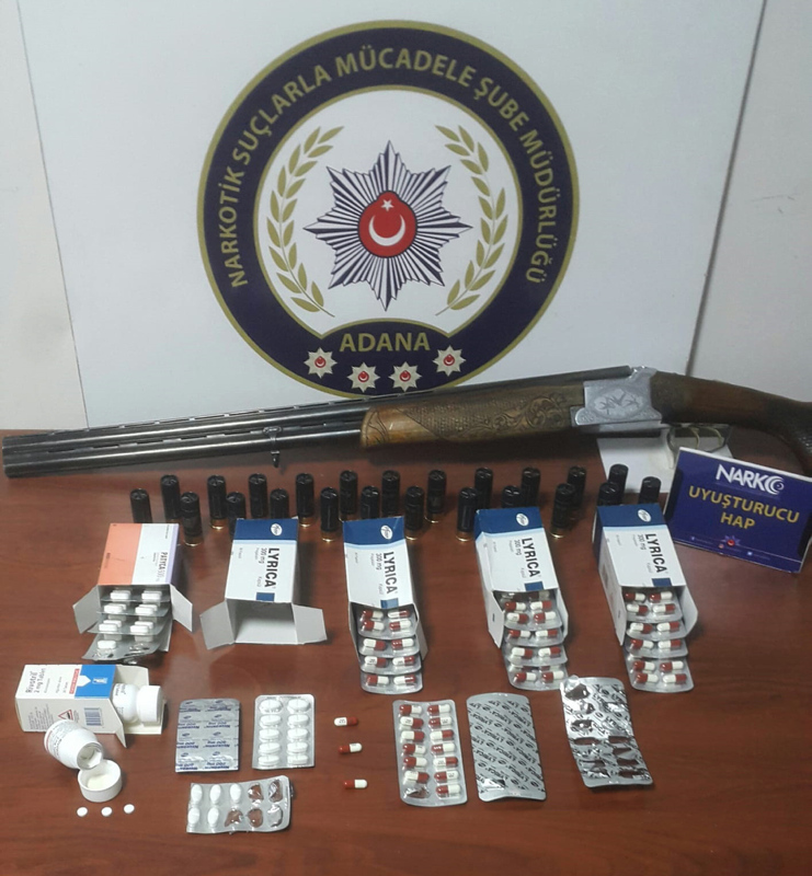 Adana’da uyuşturucu ilaç satan gelin kaynana tutuklandı