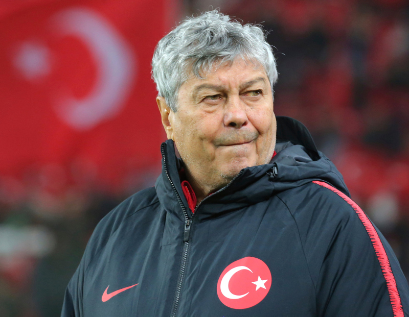 Beşiktaş’ın yeni hocası kim olacak? Lucescu mu gelecek?