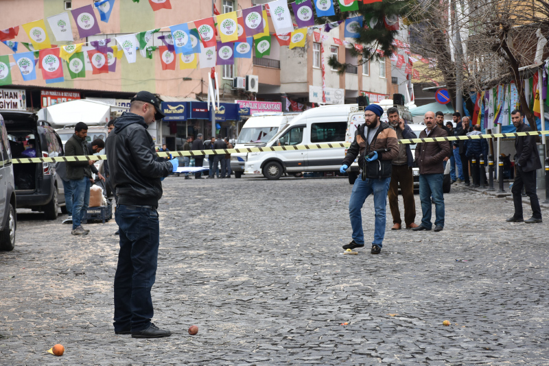 Diyarbakır’da iki aile arasında kavga çıktı: Ölü ve yaralılar var