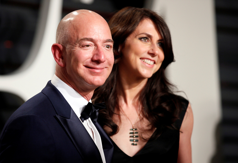 Jeff Bezos ile eşi MacKenzie Bezos 35 milyar dolarlık anlaşmayla boşandı