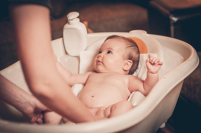 Bebeklerde atopik dermatite belirtileri nedir? Atopik dermatite karşı önlemler nelerdir?