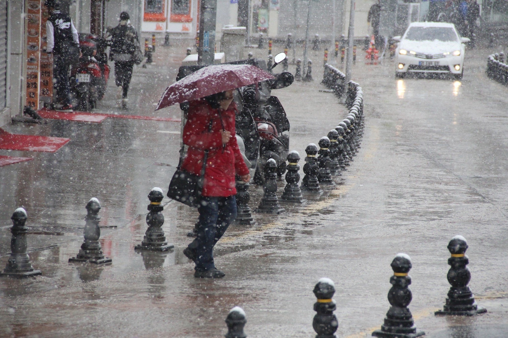 Meteoroloji’den son dakika uyarısı! İstanbul’da bugün hava nasıl olacak? 18 Nisan hava durumu