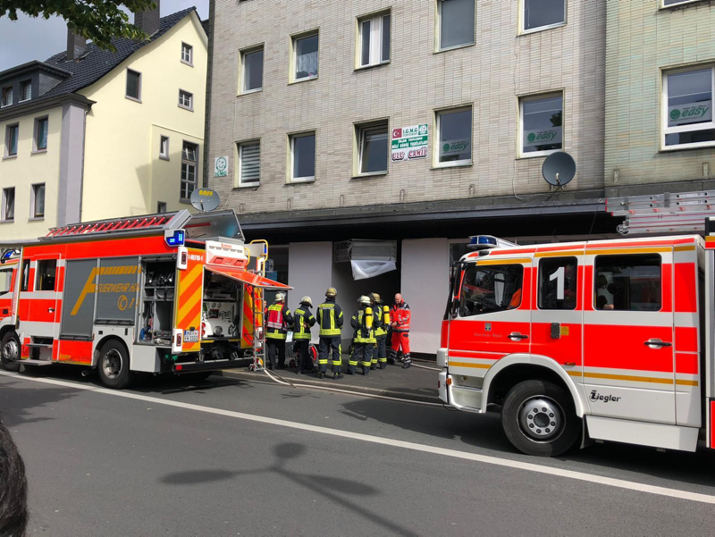 Almanya’da camiye çirkin saldırı
