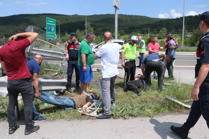 Anadolu Otoyolu’nda feci kaza! 1 kişi hayatını kaybetti, 6 yaralı