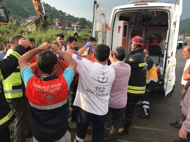 Felaket böyle görüntülendi! Trabzon’da taşkın: 6 ölü, 4 kayıp