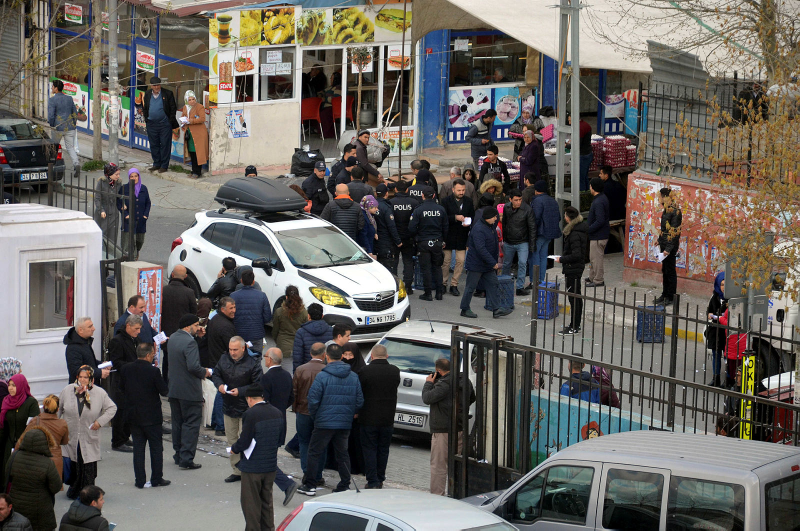 Seçime hazır! 351 ilçeden daha büyük