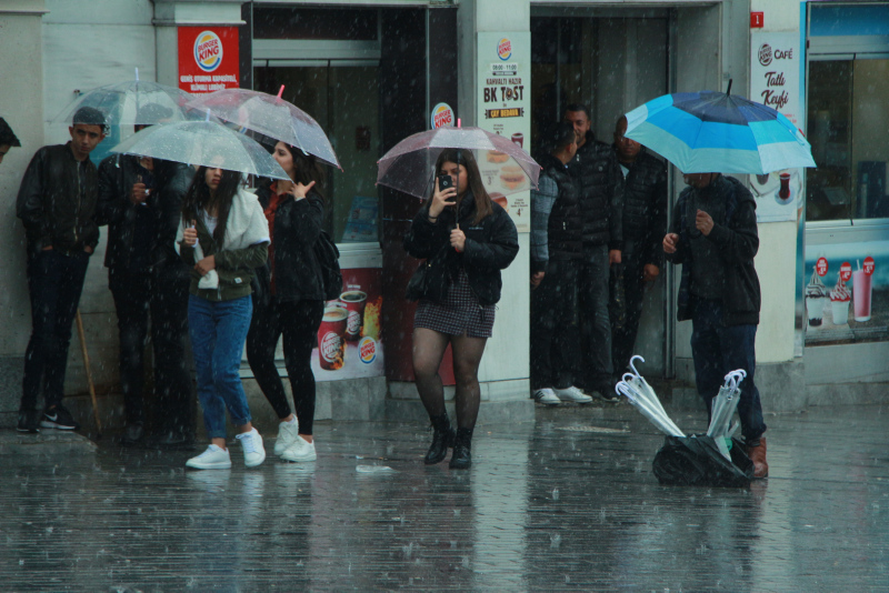 Meteoroloji’den İstanbul için son dakika uyarısı! Aniden bastıracak