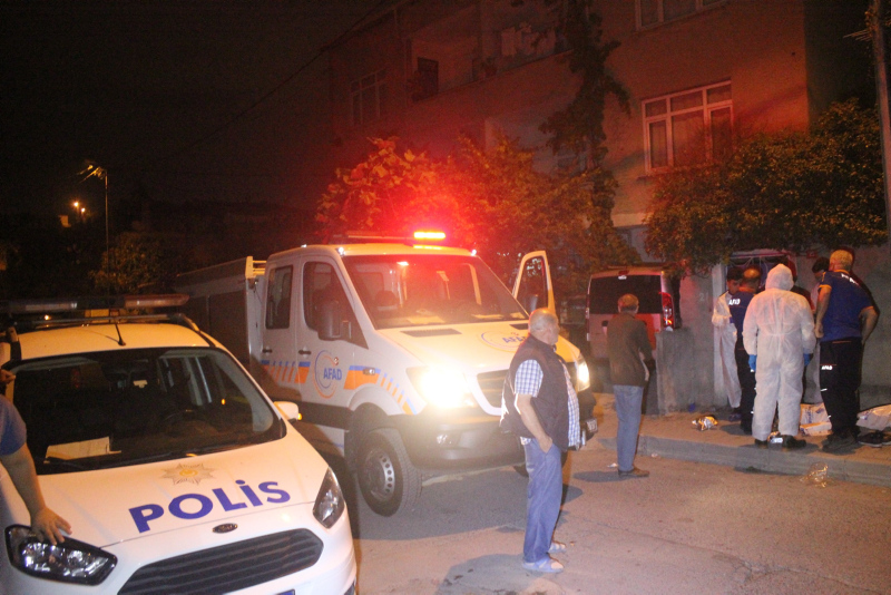 İstanbul’da korkunç olay! Gaz maskesi takarak girebildiler