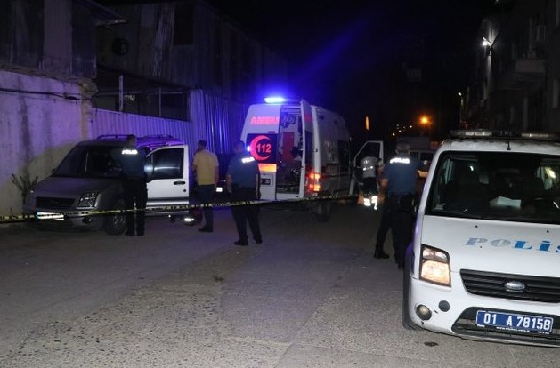 Adana’da araçta 12 kurşunla kanlı infaz