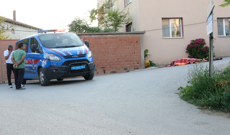 Bursa’da köy meydanında tarla kavgası: 1 ölü, 1 yaralı