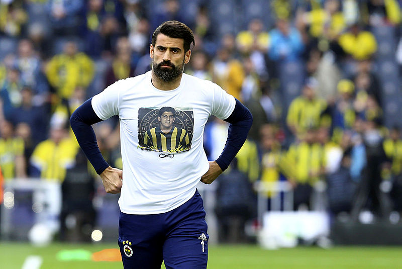 Fenerbahçe’den Luiz Gustavo ve Volkan Demirel açıklaması