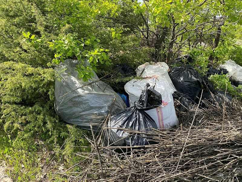 Diyarbakır’da Çalılıklar arasına gizlenmiş  810 kilo uyuşturucu ele geçirildi