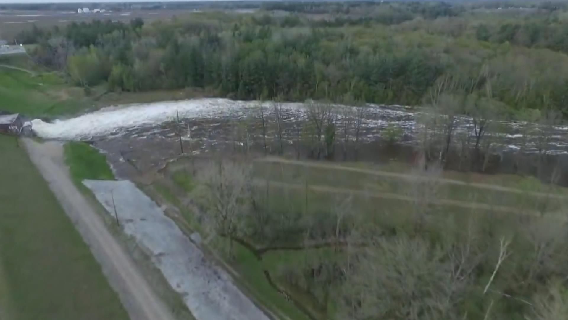 ABD’den flaş haber! Baraj çöktü: 50 otoyol trafiğe kapandı