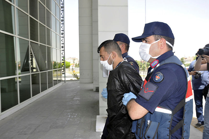 Karaman’da ’1001 surat’ lakaplı cezaevi firarisi yakalandı