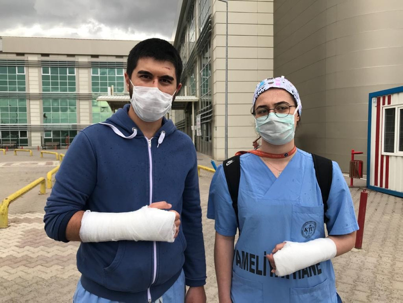 Kırıkkale’de iki doktor tekme-tokat darp edildi! Koronavirüsü yendi, şiddetin önüne geçemedi