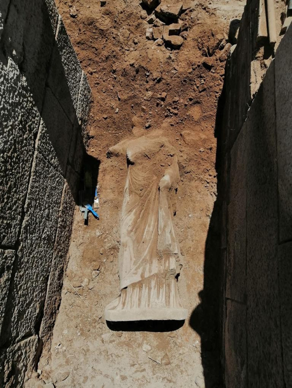 Heyecanlandıran keşif! Patara’da1900 yıllık kadın heykeli bulundu
