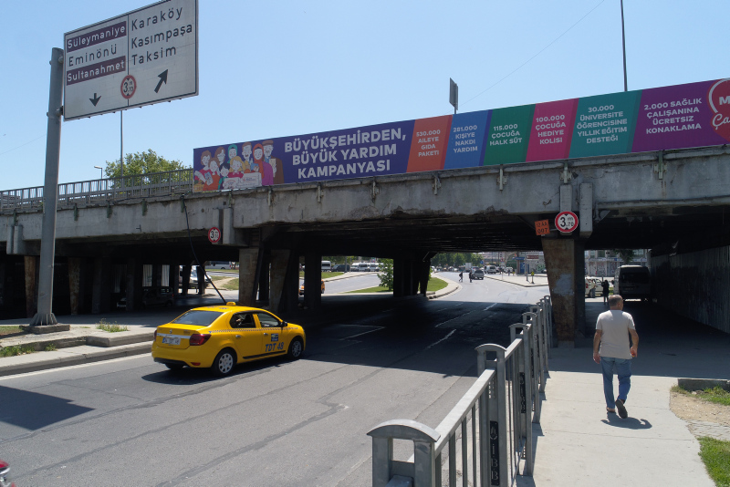 İstanbul’da sorunlar bitmiyor! Unkapanı Köprüsü alt geçidi tehlike saçıyor