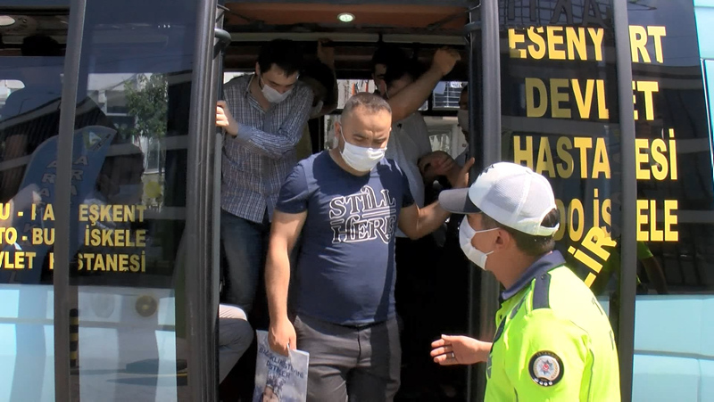 İstanbul Esenyurt’ta skandal olay! Minibüsten 30 yolcu çıktı