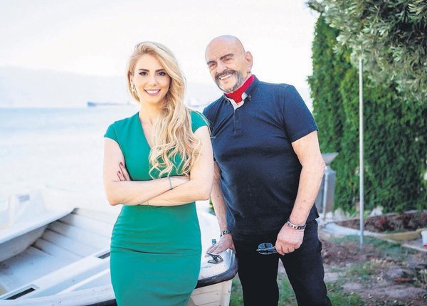 Usta şarkıcı Alpay: CHP kendi seçmenine bile sahip çıkmıyor!