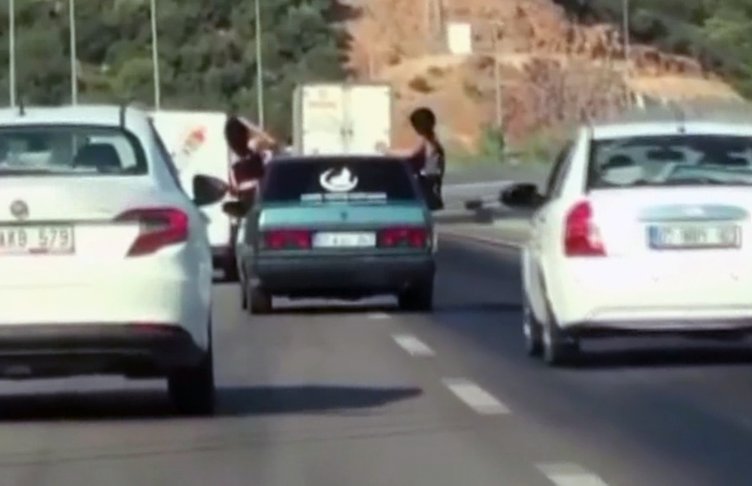 Kimse anlam veremedi! Pencerelerden çıkıp...