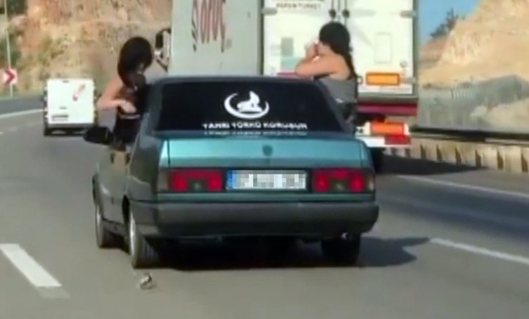 Kimse anlam veremedi! Pencerelerden çıkıp...