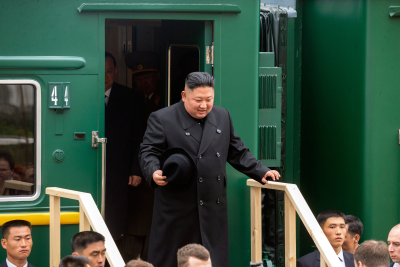 Kuzey Kore lideri Kim’den flaş ziyaret! 5 yıl sonra ilk kez...