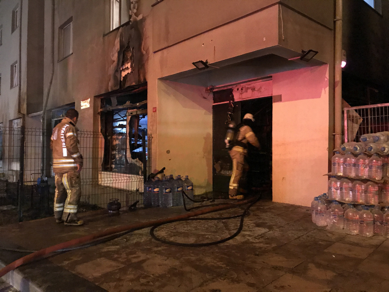 İstanbul Kartal’da bir markette patlama meydana geldi!
