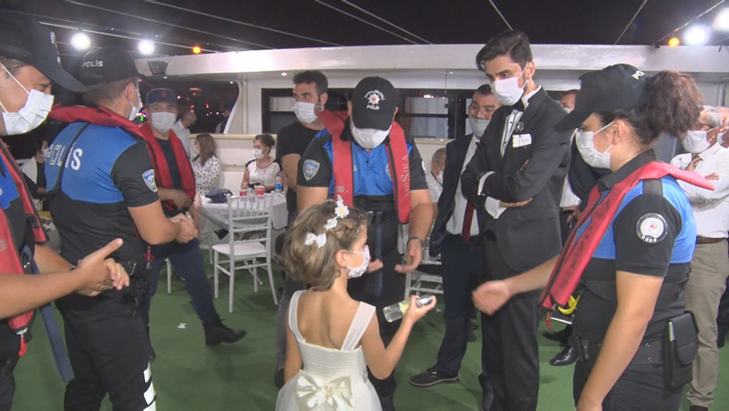 İstanbul Boğazı’nda koronavirüs denetimi! Ekipler tek tek inceledi