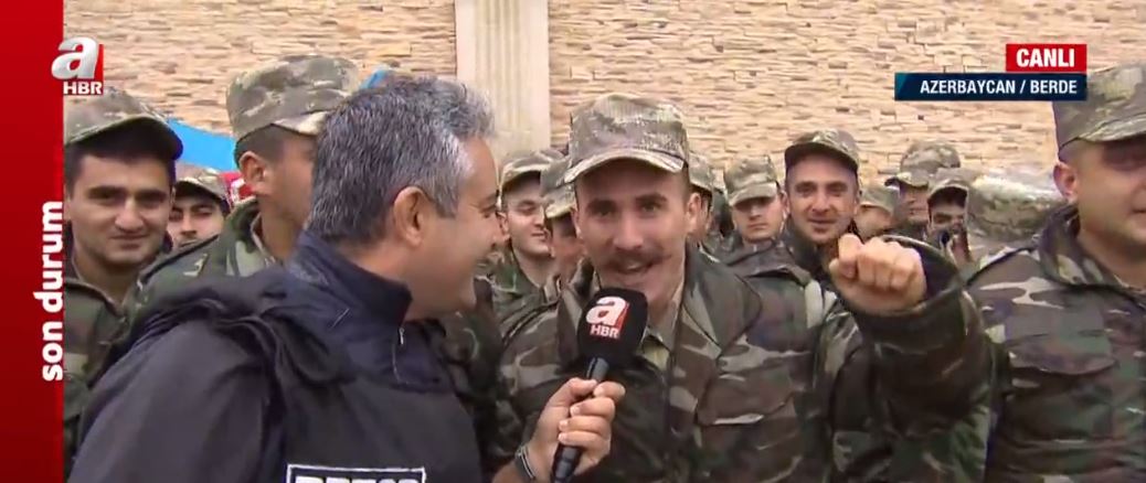 Son dakika: Azerbaycan askerleri A Haber canlı yayınında seslendi: Ver mehteri Türkiye