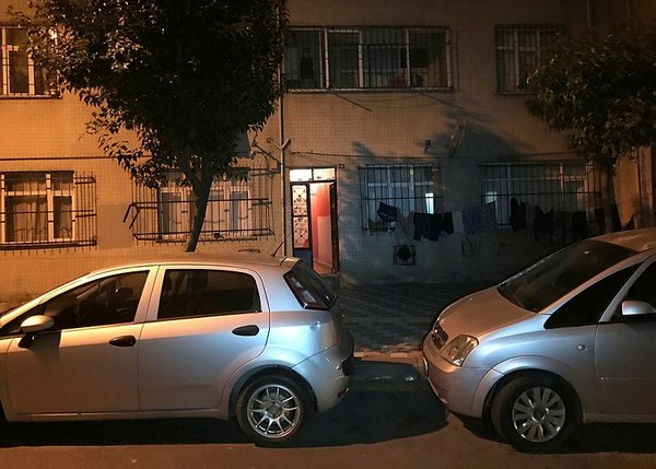İstanbul’da koca dehşeti! Karısını defalarca bıçakladı