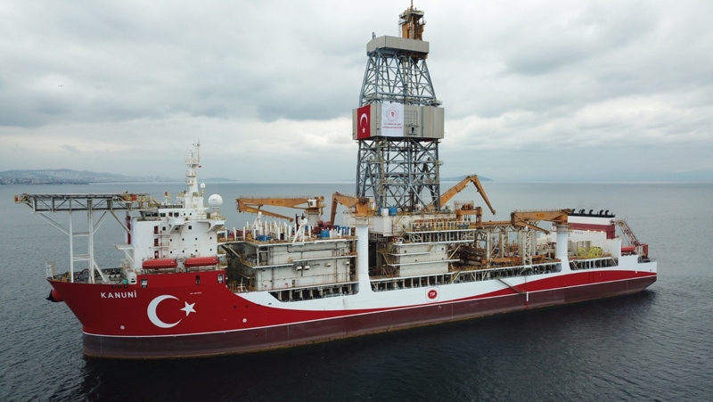 Karadeniz’e Türk gemileri damga vurdu: Fatih kazacak Kanuni test edecek