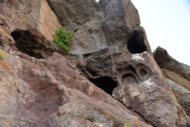Bingöl’ün Solhan ilçesinde hayranlık uyandıran mağara! Hristiyanlar 1500 yıl önce bunun için buraya geliyorlardı