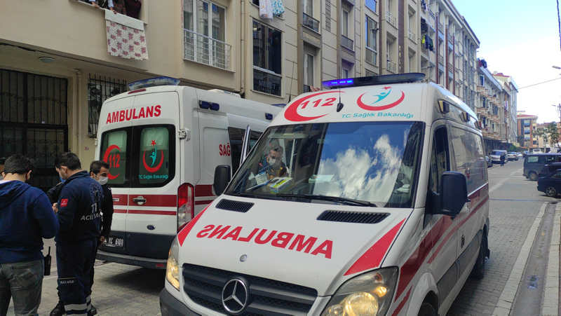 Esenyurt’ta koca dehşeti! Ekmek bıçağıyla saldırdı...