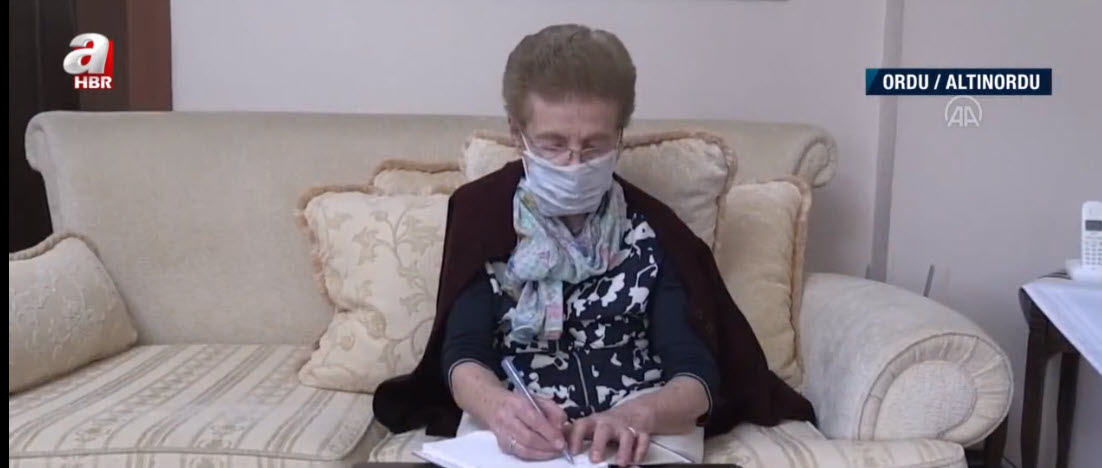 84 yaşında liseden mezun oldu: Okudukça içim açılıyor