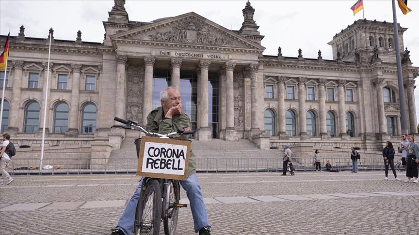 Almanya’dan kritik korona virüs haberi! Yoğun bakımdaki yatak sıkıntısı artıyor