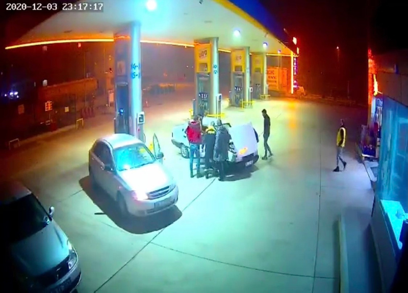 Bursa’da benzinlikte panik anları! Aniden alev aldı